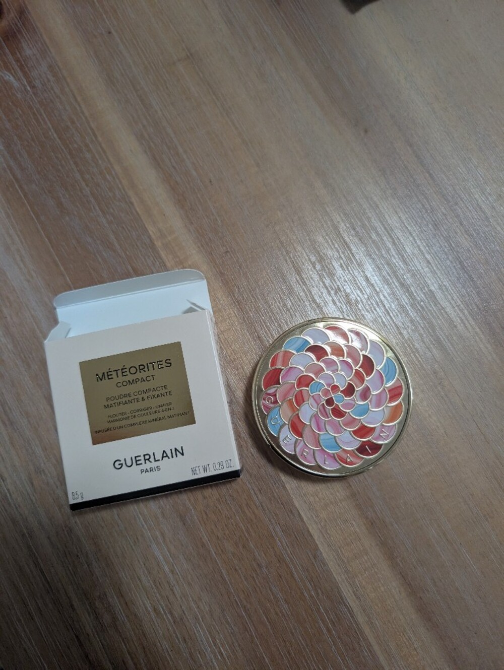 Guerlain Meteorites Compact Setting Powder - Picture 3 of 5